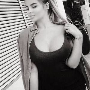 Meet your Posher, Yane